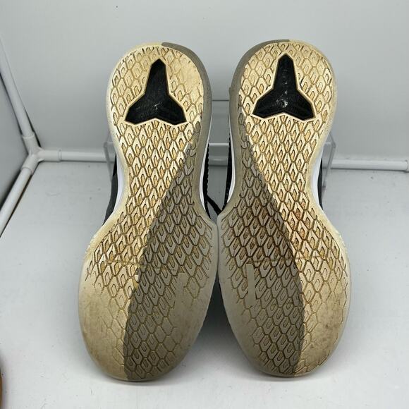 Nike Shoes Mens 8 Kobe Mamba Fury Basketball Cool Grey Black CK6632-001 Bryant - Picture 8 of 10